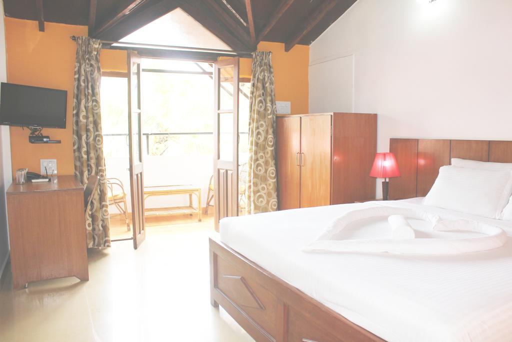 Silver Sands Sunshine - Angaara Candolim Exterior foto